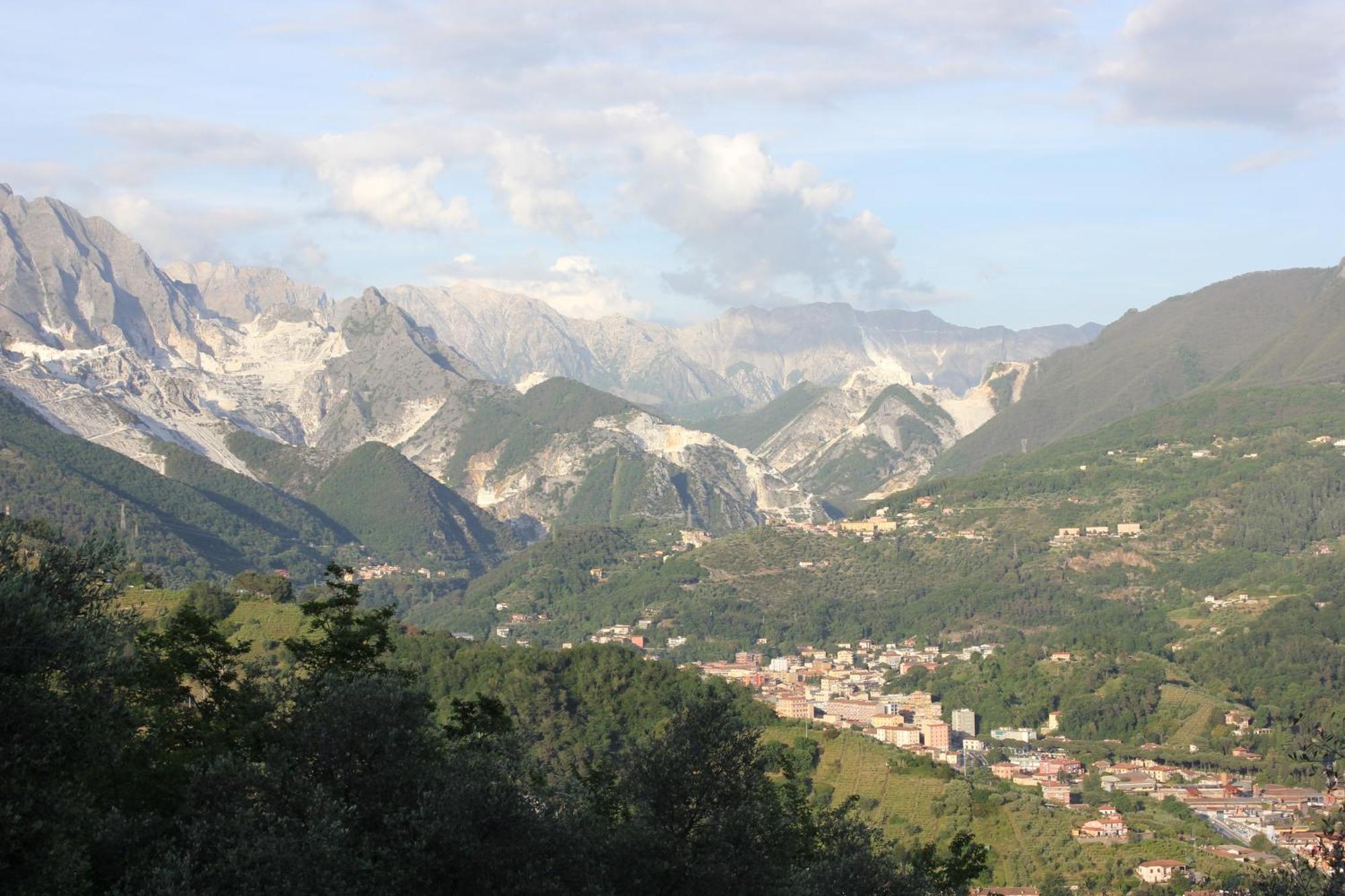 Hotel Ristorante Radar Carrara Kültér fotó