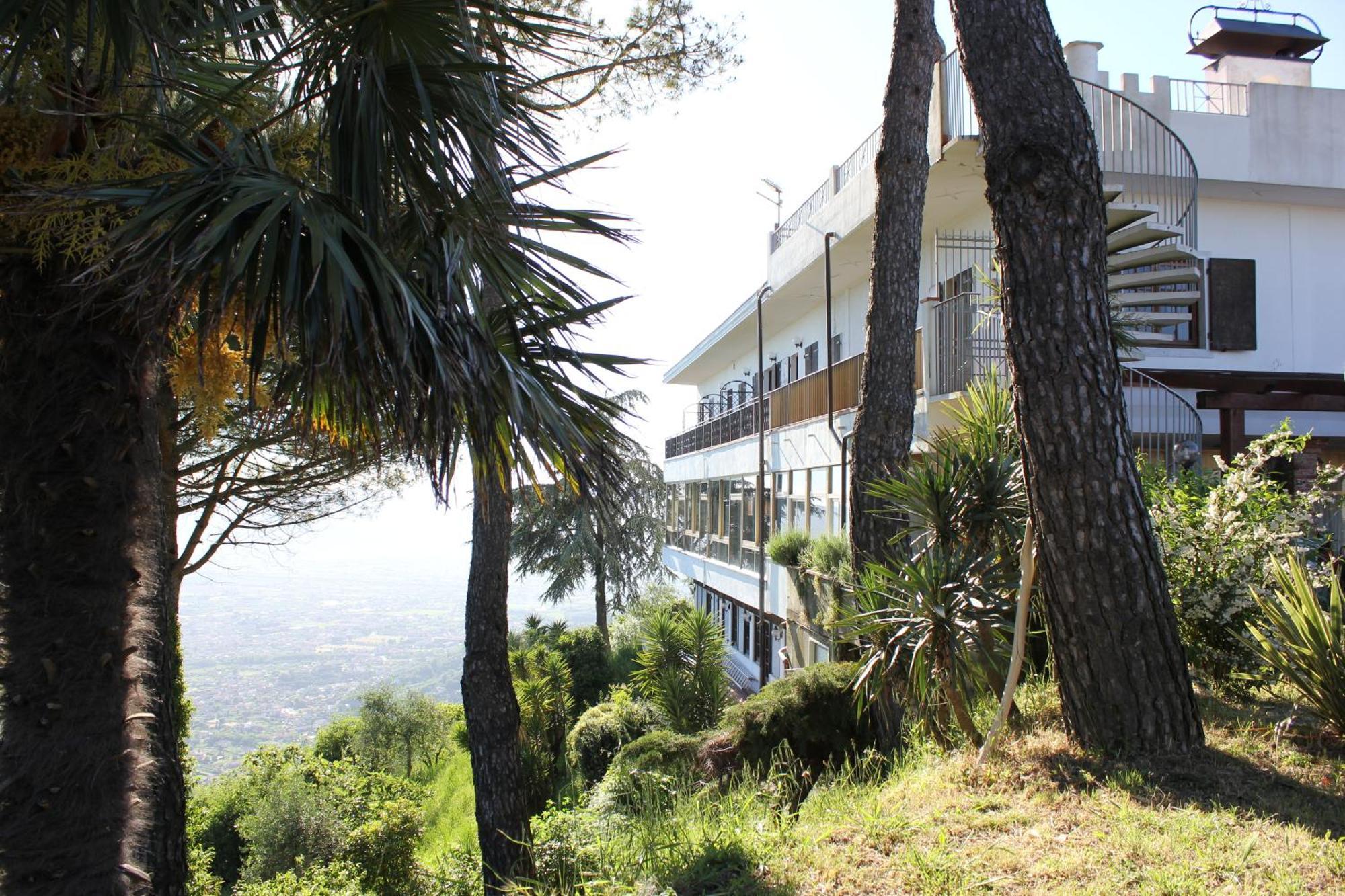 Hotel Ristorante Radar Carrara Kültér fotó